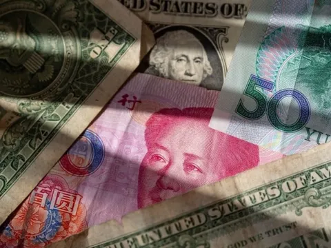 Giảm phụ thuộc USD, nền kinh tế 18.000 tỷ USD xả trái phiếu Mỹ xuống mức thấp nhất trong gần 2 thập kỷ, tăng cường gom ‘đồng tiền không quốc tịch’