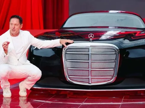 Cha đẻ của huyền thoại SLR McLaren rời Mercedes