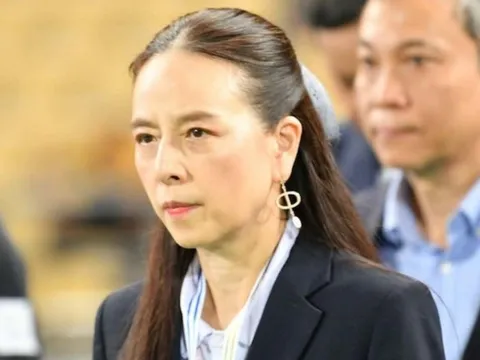 Bóng đá Thái Lan lao dốc sau kỷ nguyên Madam Pang