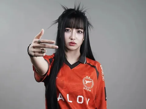 Hot girl eSports từng bước lừa cả Thái Lan