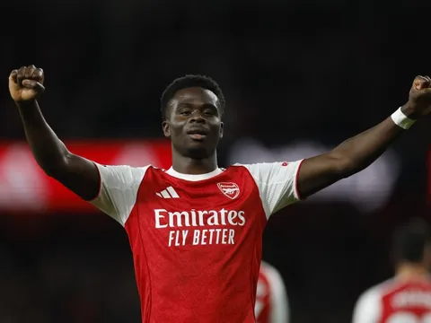 Bản hợp đồng lịch sử ở Arsenal