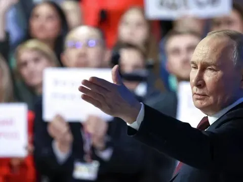 Họp báo cuối năm, Tổng thống Putin hé lộ bí mật về Ukraine tại thượng đỉnh với Tổng thống Trump