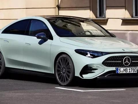 Mercedes-Benz CLA Hybrid mới không giống xe Đức