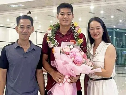 Gia đình tuyển thủ U22 Việt Nam làm 70 mâm cỗ ăn mừng