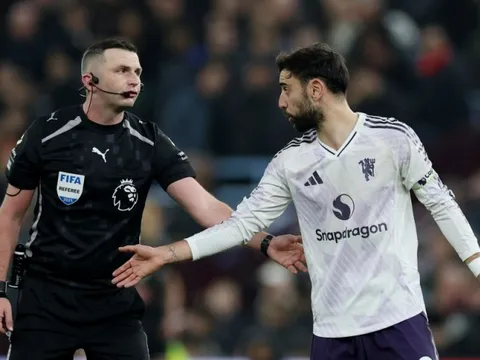 Khi Bruno ngã xuống, MU đối diện sự thật