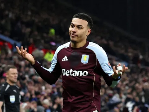 Aston Villa khiến tất cả kinh ngạc
