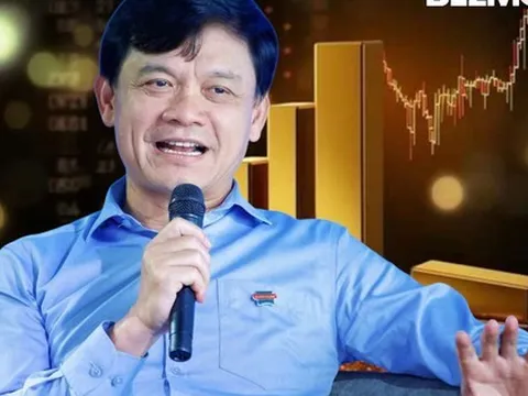 Shark Phú dự báo chu kì 2026-2030: Nếu giá vàng cao kéo giá nhà đất tăng, buộc mặt bằng thu nhập phải tăng từ 10 triệu lên 20–30 triệu đồng, các loại hàng hóa khác cũng tăng