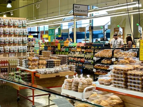 Một năm nhiệm kỳ hai của ông Trump: Chi phí sinh hoạt tại Mỹ tiếp tục leo thang