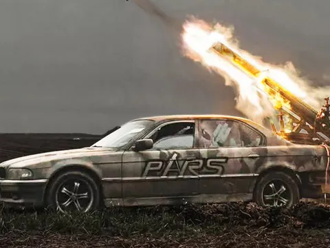 BMW 7 Series lắp dàn phóng tên lửa