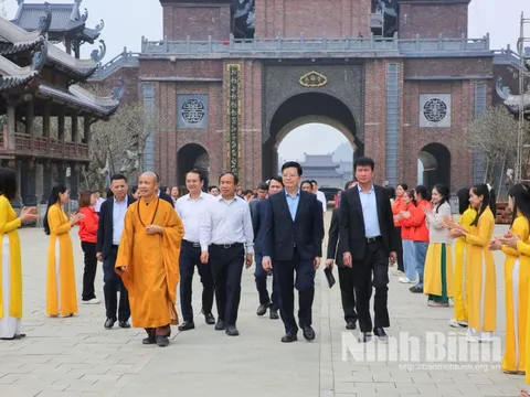 Phó Thủ tướng Chính phủ Mai Văn Chính kiểm tra công tác quy hoạch tại Danh lam thắng cảnh quốc gia đặc biệt Tràng An-Tam Cốc-Bích Động