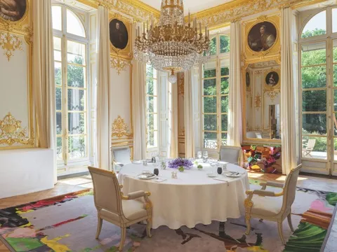 Cung điện Tổng thống Pháp bị trộm hơn 100 món đồ bạc, có cả di sản quốc gia