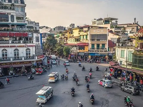 Từ 1/1/2026: Mức lương tối thiểu ở Hà Nội là 22.700 - 25.500 đồng/giờ