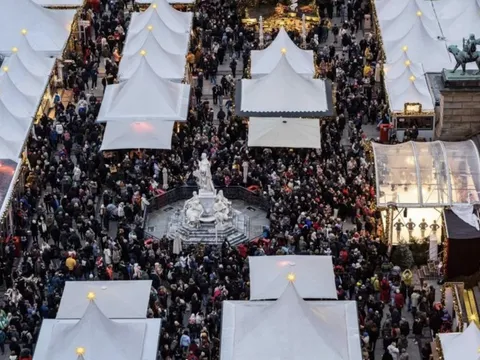 Làn sóng tin giả nhắm vào chợ Giáng sinh ở Đức