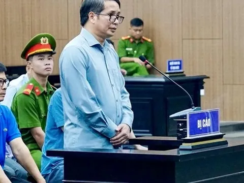 Rút đơn kháng cáo, cựu Phó Chủ nhiệm Văn phòng Quốc hội Phạm Thái Hà vẫn được giảm 9 tháng tù