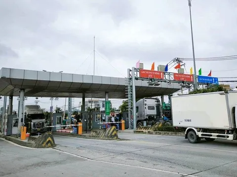 Giảm phí cảng biển cho xe chở hàng đi qua BOT Phú Hữu vào cảng: Phương án vẹn cả đôi đường