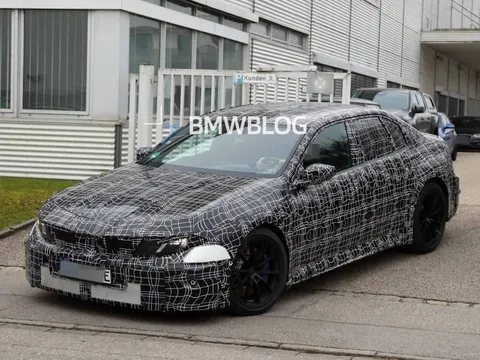 BMW M3 phiên bản thuần điện bất ngờ xuất hiện