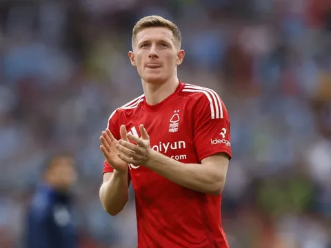 MU vỡ mộng với Elliot Anderson