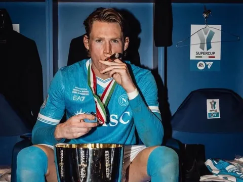 Bức ảnh gây sốt của McTominay