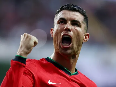 Vì sao Ronaldo vẫn là số một ở tuyển Bồ Đào Nha?