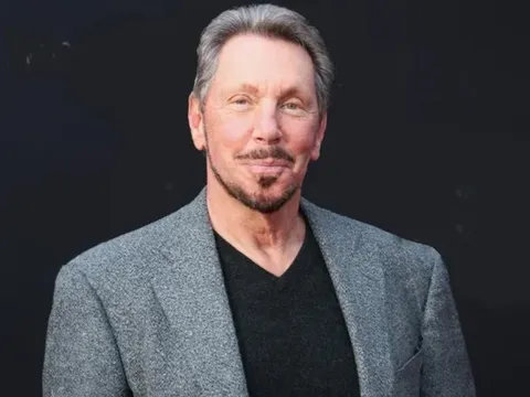 Vị tỷ phú từng hứa cho đi 95% tài sản nay quay xe dồn toàn bộ 40 tỷ USD tiền túi để thâu tóm một hãng phim: Khi từ thiện kiểu tư bản lên ngôi