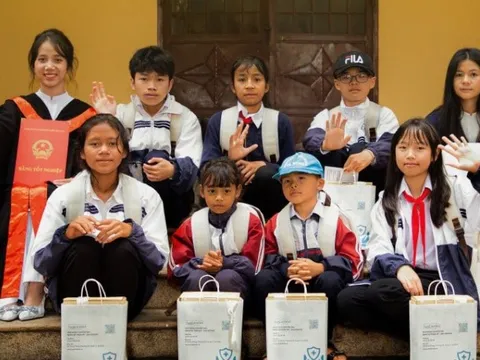 Cam kết bền vững cho cộng đồng của Teennie Clinic