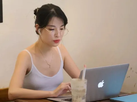 'Lo nơm nớp' vì bất ngờ được nghỉ Tết Dương lịch 4 ngày