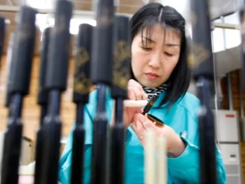 Lần đầu tiên sau 40 năm, doanh nghiệp hàng đầu Nhật Bản phải làm điều chưa từng: Nền kinh tế thứ 4 thế giới có thay đổi lớn?