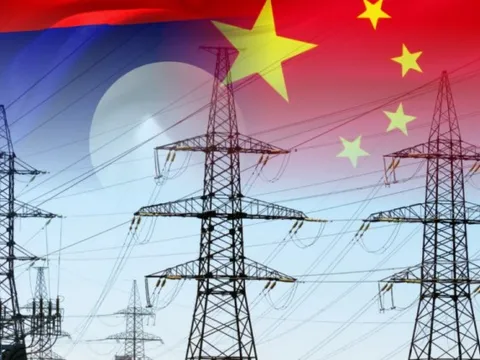 Dự án biến Lào thành trung tâm năng lượng sạch truyền điện thẳng tới Trung Quốc: Củng cố kết nối Việt Nam