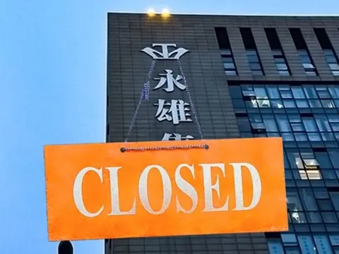 Tập đoàn Trung Quốc 10.000 nhân viên bị siết nợ, vội bán cắt lỗ trụ sở chính rộng 12.000 m²