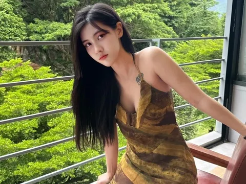 Hot girl Thái Lan công khai mến mộ thủ môn Trần Trung Kiên