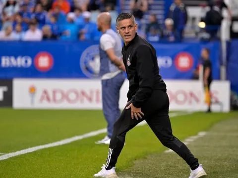 Tân HLV Indonesia nhận lương gấp đôi ông Kim Sang-sik