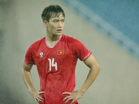 Tranh cãi quanh Quả bóng vàng cho Hoàng Đức