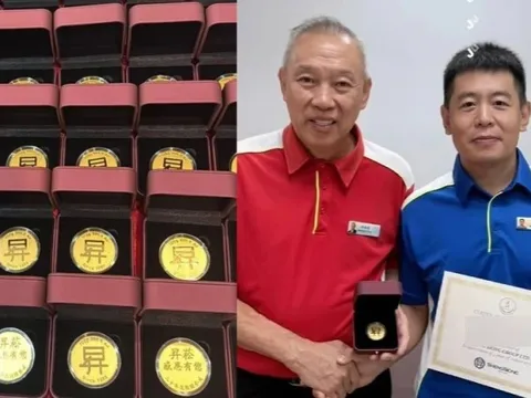 'Tỷ phú nuôi lợn' Singapore gây sốt khi thưởng vàng cho nhân viên