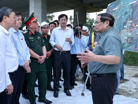 Thủ tướng: Thông xe toàn tuyến cao tốc Châu Đốc-Cần Thơ-Sóc Trăng vào 30/6/2026