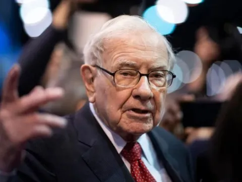 2 ngày nữa Warren Buffett sẽ nghỉ hưu, đế chế tài chính khổng lồ Berkshire Hathaway trị giá hơn 1.000 tỷ USD sẽ ra sao?