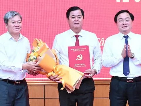 Chủ nhiệm Ủy ban Kiểm tra Tỉnh ủy Vĩnh Long làm Chủ nhiệm Ủy ban Kiểm tra Tỉnh ủy Tây Ninh