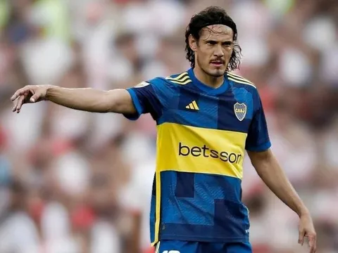 Cavani giải nghệ