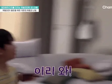 Con trai 12 tuổi lao vào đấm mẹ trên sóng truyền hình Hàn Quốc gây sốc