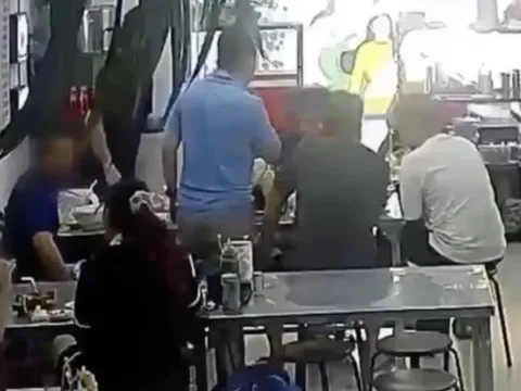 Quán ăn ở TP.HCM thông tin về nhóm 7 khách đi ôtô, 'quên' trả tiền phở