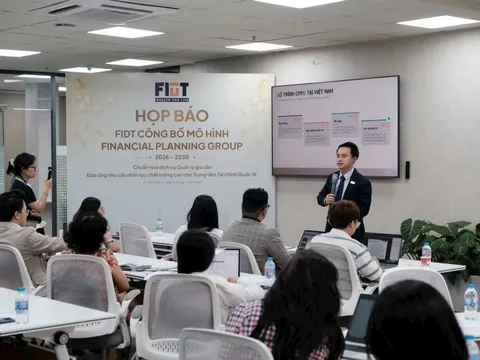 Trước mỏ vàng 800 tỷ USD tài sản của người Việt, Chủ tịch FIDT tuyên bố ngừng "sống" chỉ bằng tiền hoa hồng