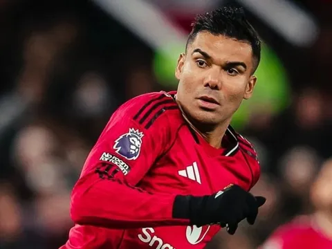 Bốn cầu thủ có thể rời MU tuần này