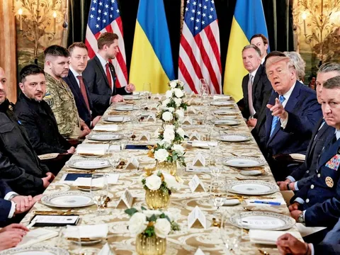 Hòa bình cho Ukraine: Dang dở ở Mar-a-Lago