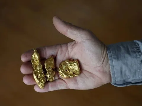 Kỳ lạ vùng đất vàng nguyên khối to nhỏ la liệt trải khắp 9.600 km2, khối to nhất nặng 72 kg trị giá gần 300 tỷ đồng, làm dậy lên cơn sốt săn kho báu mới