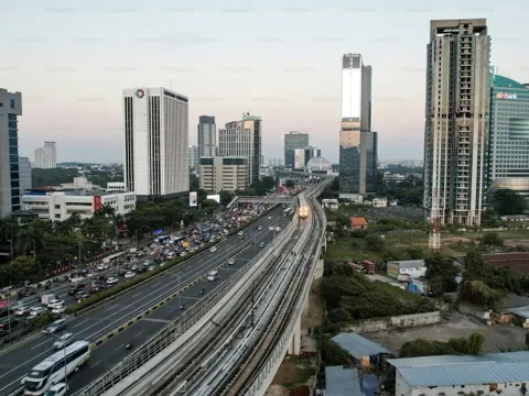 Tỷ giá giảm, nước Đông Nam Á này lo về "núi" nợ đang mang