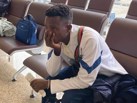 Hình ảnh gây bất ngờ của cựu thành viên nổi tiếng 'Team châu Phi'