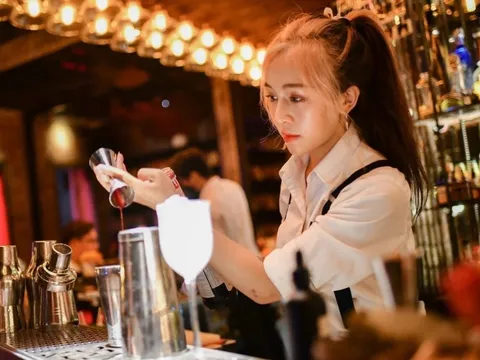 Bay từ TP.HCM đi Phú Quốc làm xuyên Tết Dương lịch, nhận lương gấp 3