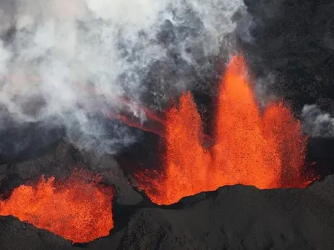 Băng tan “đánh thức” những núi lửa nguy hiểm nhất thế giới