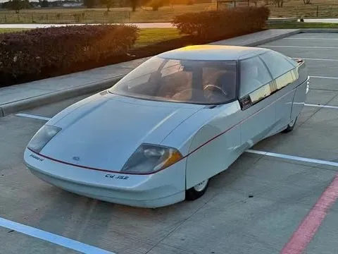 Mất tích nhiều năm, Ford Probe IV bất ngờ được rao bán trên Facebook