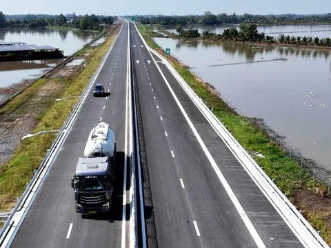 Bất động sản 24h: Cao tốc Hậu Giang - Cà Mau thông xe trong tháng 1/2026