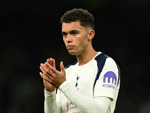 Thương vụ đắt tiền đầu tiên ở Premier League trong tháng 1